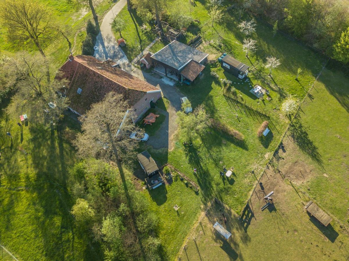 Pipowagen Elsebein Groningen Westerwolde Unieke Ligging Met Eigen Tuin En Vrij Uitzicht Over Veld Naar Natuurgebied Onstwedde Eksteriør billede